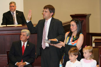 Judge Jack Wilson takes oath